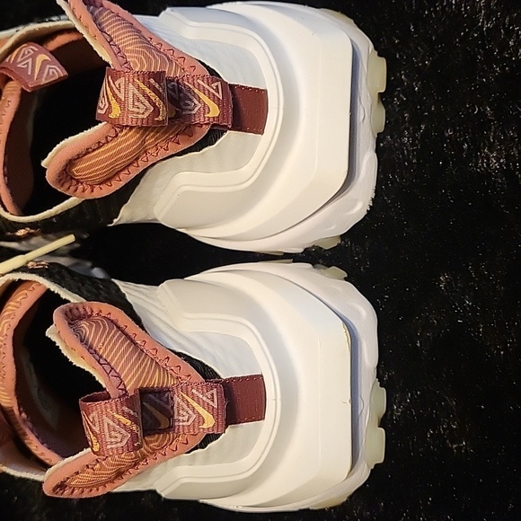 Nike Black, Light Pink and Leopard Print Sneakers - Picture 8 of 15